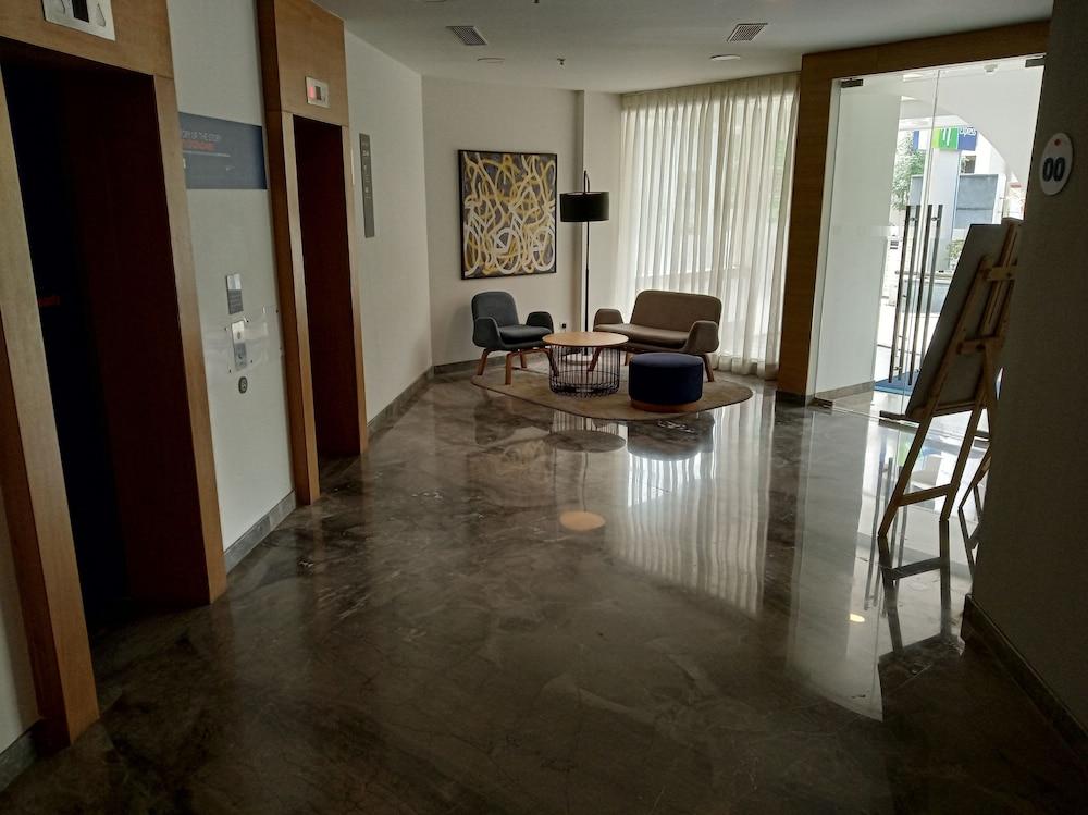 浦那宾布里智选假日酒店 Pimpri-Chinchwad 外观 照片
