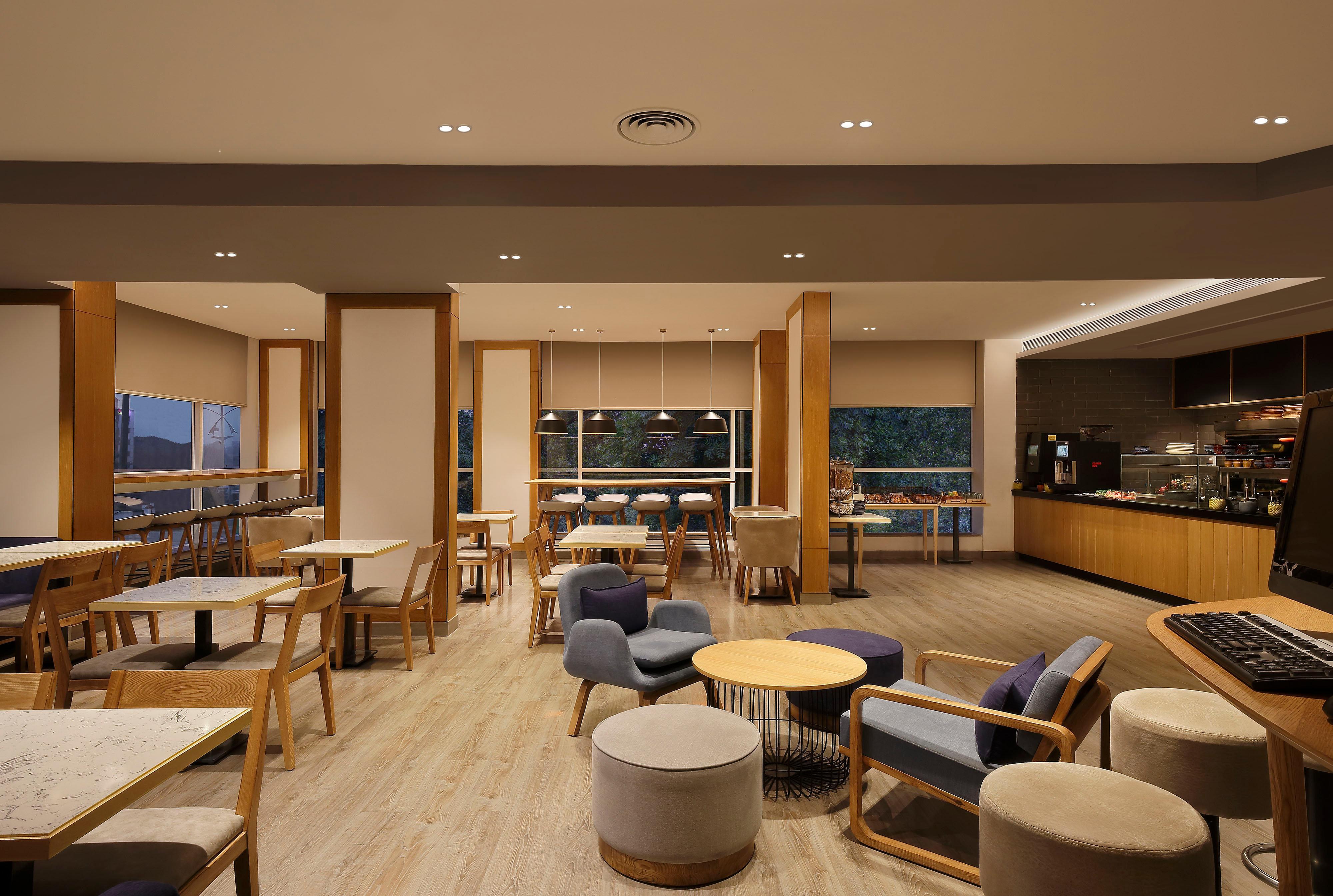 浦那宾布里智选假日酒店 Pimpri-Chinchwad 外观 照片